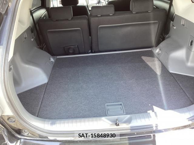 Toyota PRIUS ALPHA 2014-05 8563288-16