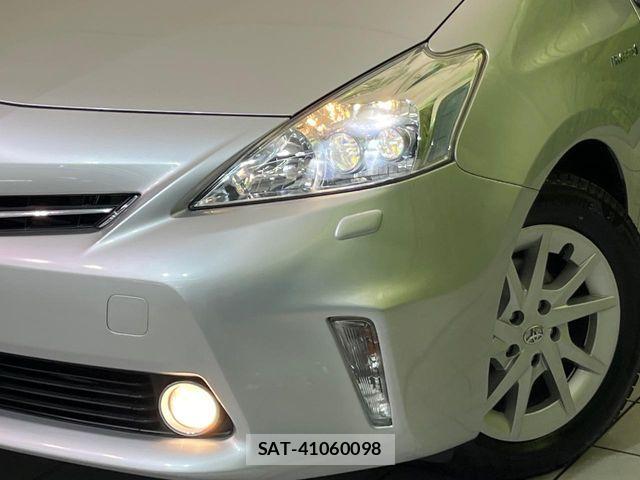 Toyota PRIUS ALPHA 2012-07 8563275-11