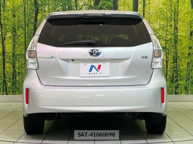 Toyota PRIUS ALPHA 2012-07 8563275-14