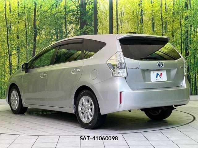 Toyota PRIUS ALPHA 2012-07 8563275-16