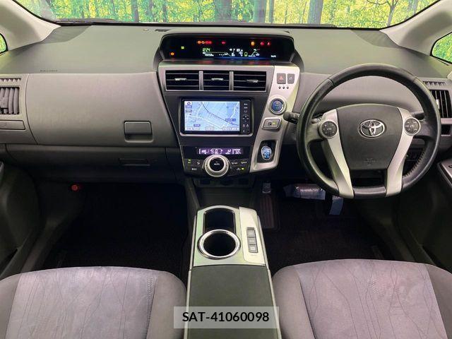 Toyota PRIUS ALPHA 2012-07 8563275-1