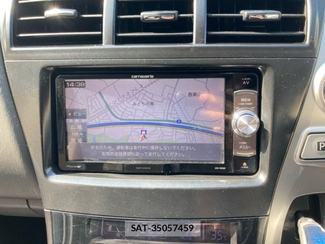 Toyota PRIUS ALPHA 2012-04 8563293-22
