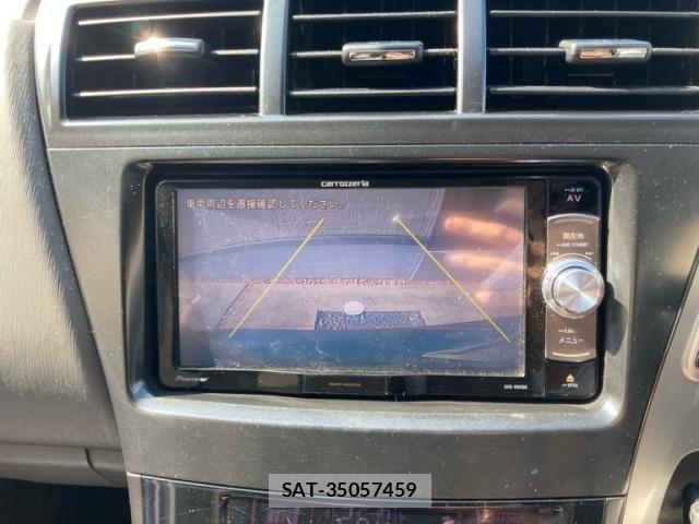 Toyota PRIUS ALPHA 2012-04 8563293-23