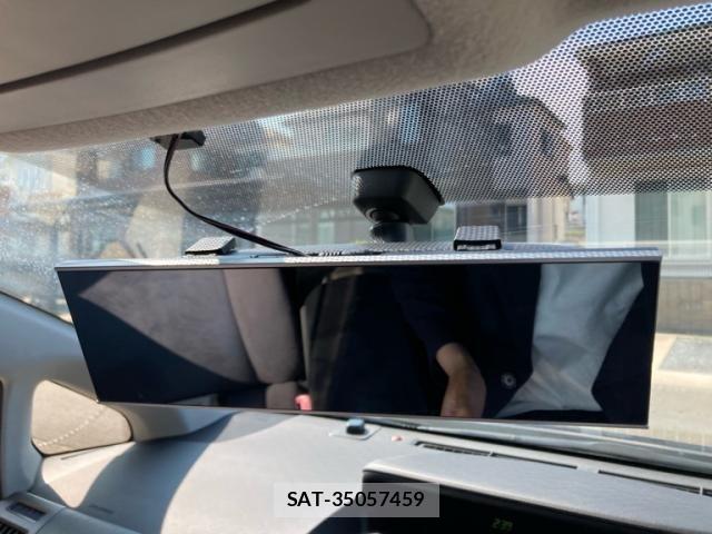 Toyota PRIUS ALPHA 2012-04 8563293-25