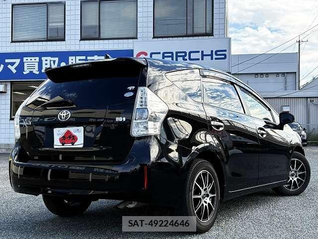 Toyota PRIUS ALPHA 2012-03 8563287-2
