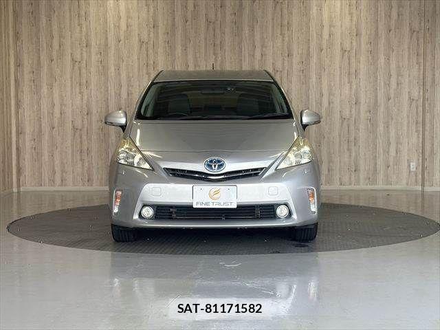 Toyota PRIUS ALPHA 2011-06 8563284-14
