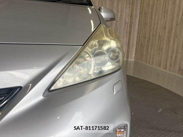 Toyota PRIUS ALPHA 2011-06 8563284-22