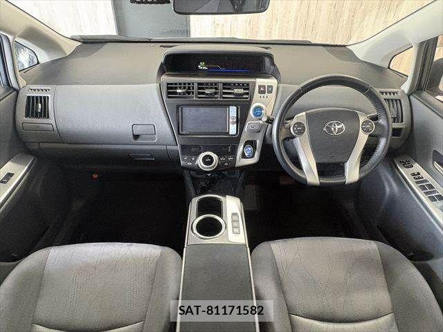 Toyota PRIUS ALPHA 2011-06 8563284-2