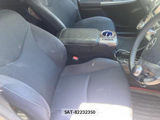 Toyota PRIUS ALPHA 2015-01 8628502-11