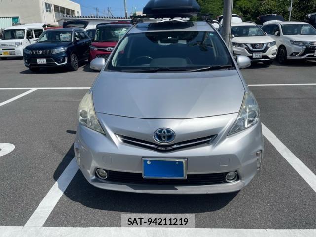 Toyota PRIUS ALPHA 2013-12 8628515-0