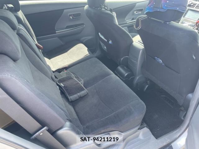 Toyota PRIUS ALPHA 2013-12 8628515-12