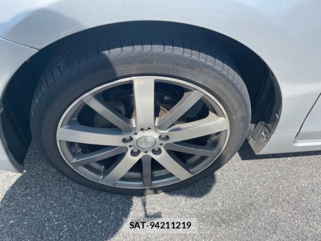 Toyota PRIUS ALPHA 2013-12 8628515-5