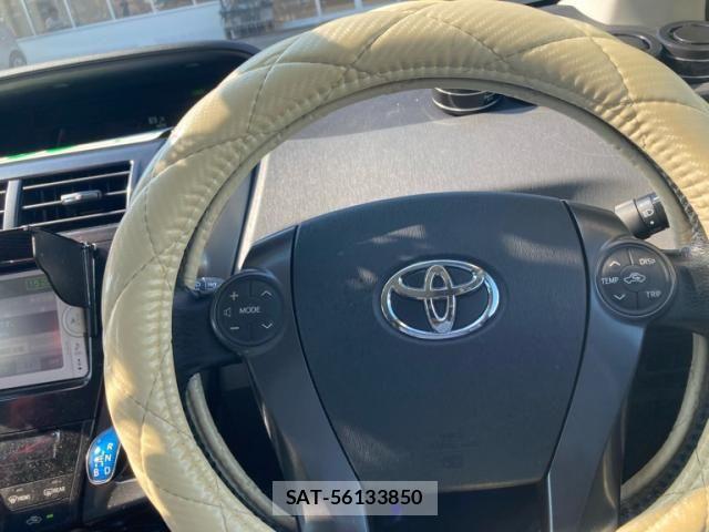 Toyota PRIUS ALPHA 2013-08 8628507-12