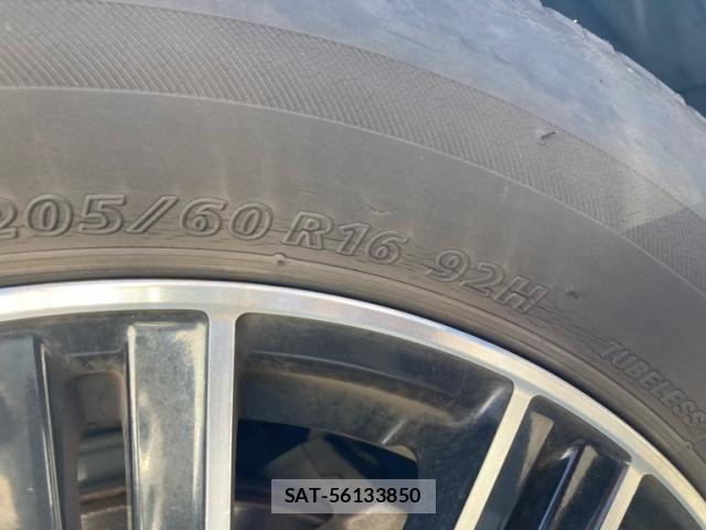 Toyota PRIUS ALPHA 2013-08 8628507-3