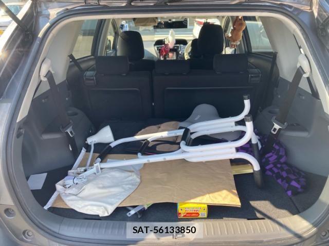 Toyota PRIUS ALPHA 2013-08 8628507-8