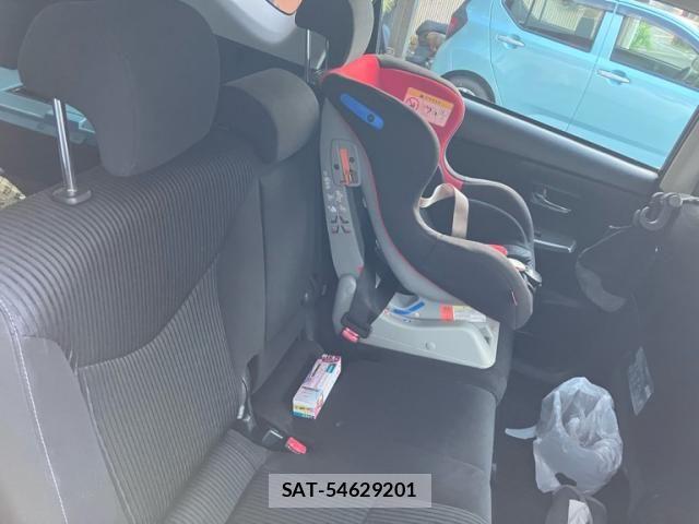 Toyota PRIUS ALPHA 2015-12 8628501-12