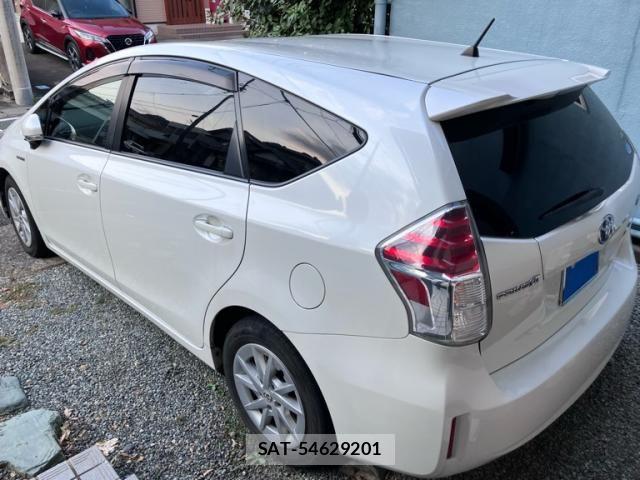 Toyota PRIUS ALPHA 2015-12 8628501-5
