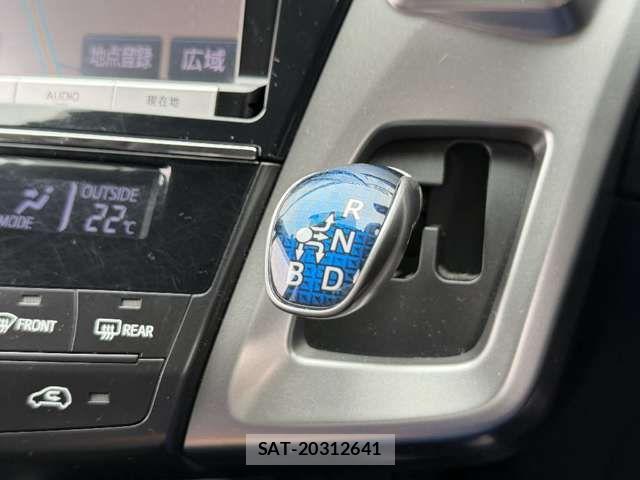 Toyota PRIUS ALPHA 2016-03 8628496-10