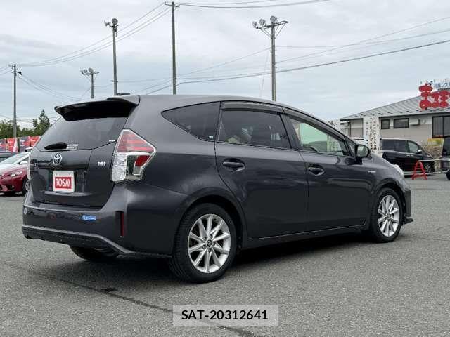 Toyota PRIUS ALPHA 2016-03 8628496-4