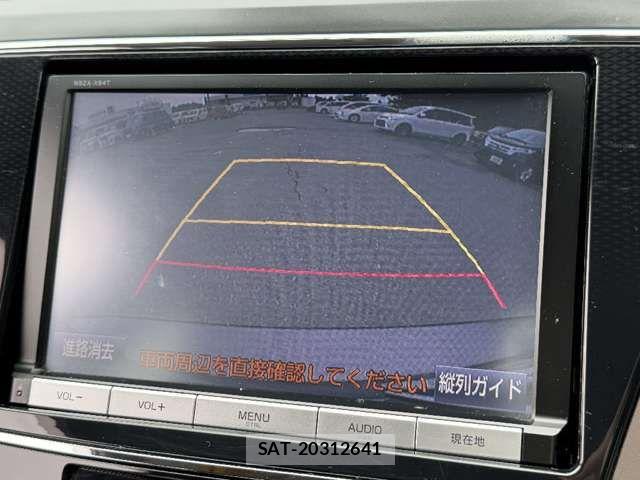 Toyota PRIUS ALPHA 2016-03 8628496-8