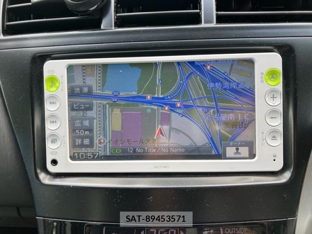 Toyota PRIUS ALPHA 2011-10 8628513-9