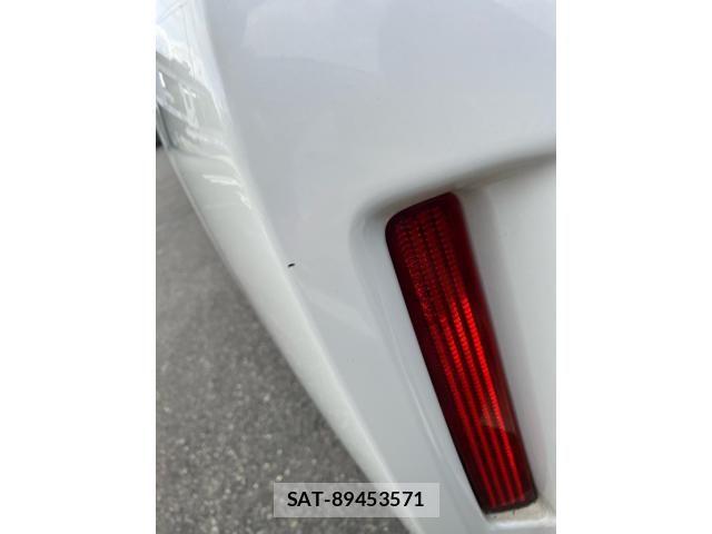 Toyota PRIUS ALPHA 2011-10 8628513-26