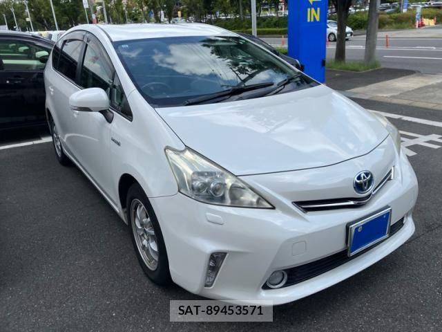 Toyota PRIUS ALPHA 2011-10 8628513-2