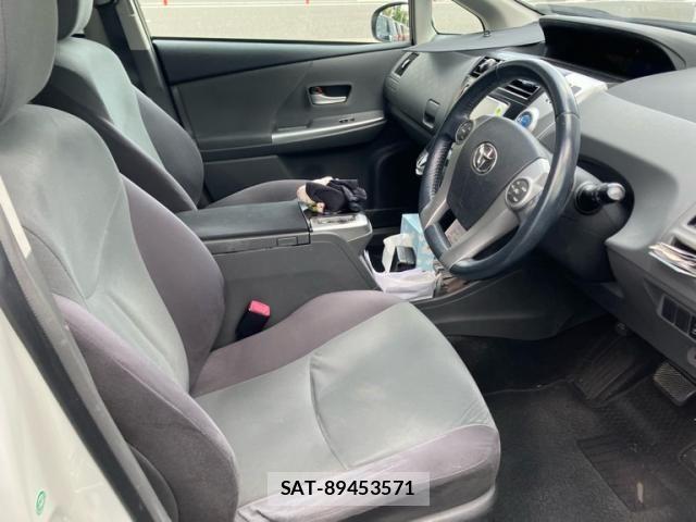 Toyota PRIUS ALPHA 2011-10 8628513-5