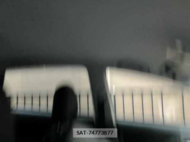 Toyota PRIUS ALPHA 2014-05 8628510-17