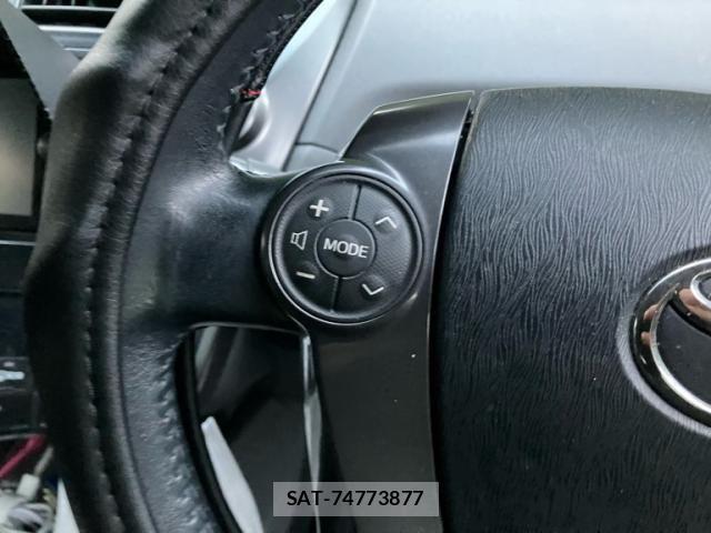 Toyota PRIUS ALPHA 2014-05 8628510-20