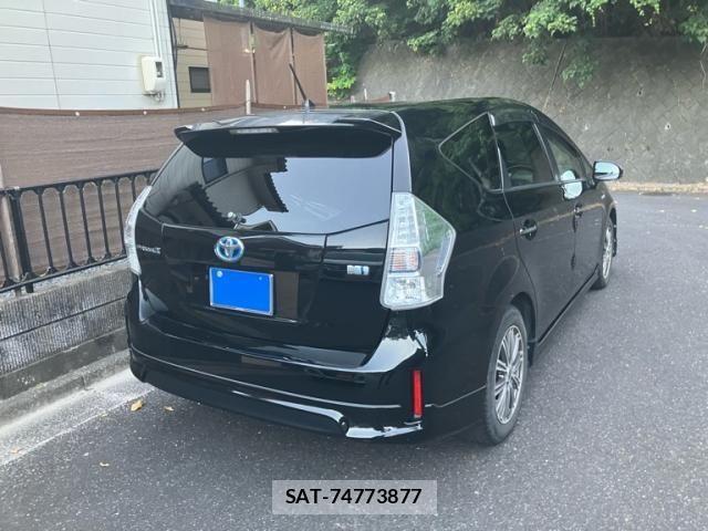 Toyota PRIUS ALPHA 2014-05 8628510-2