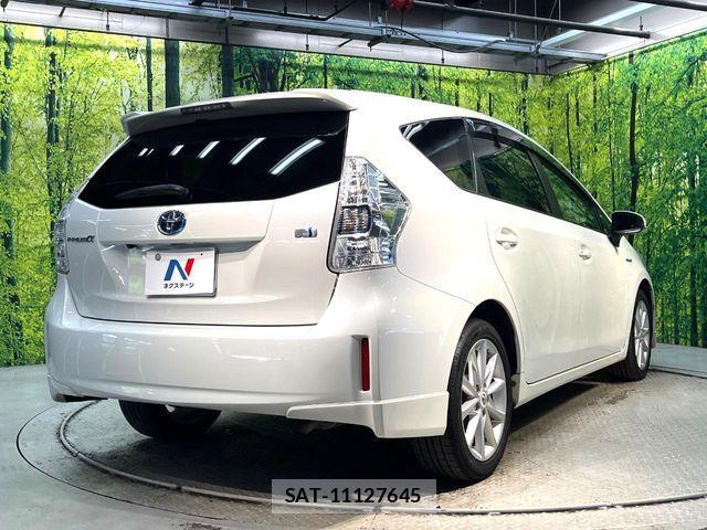 Toyota PRIUS ALPHA 2012-03 8628505-16