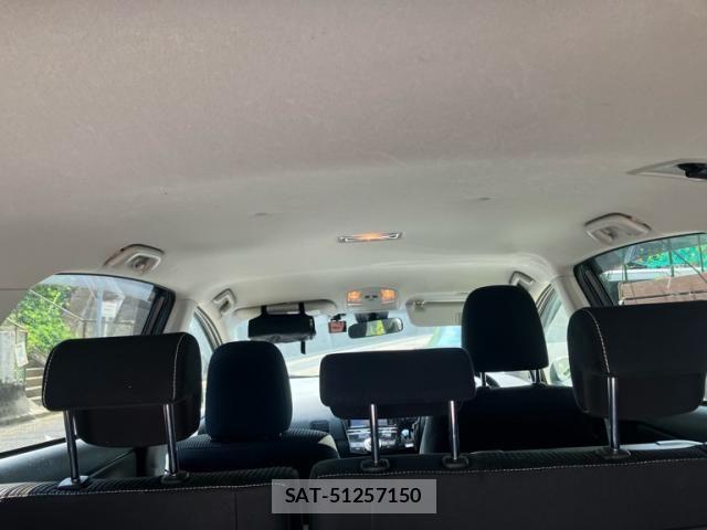 Toyota PRIUS ALPHA 2018-02 8628498-13