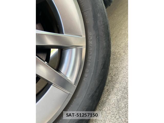 Toyota PRIUS ALPHA 2018-02 8628498-6