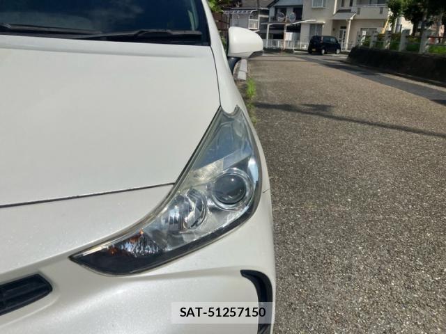 Toyota PRIUS ALPHA 2018-02 8628498-7