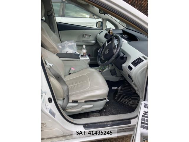 Toyota PRIUS ALPHA 2011-09 8628509-13