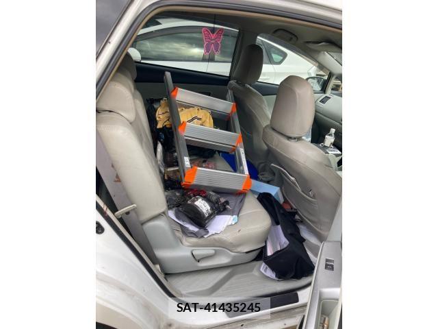 Toyota PRIUS ALPHA 2011-09 8628509-15
