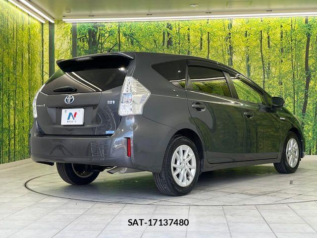 Toyota PRIUS ALPHA 2012-03 8661123-16