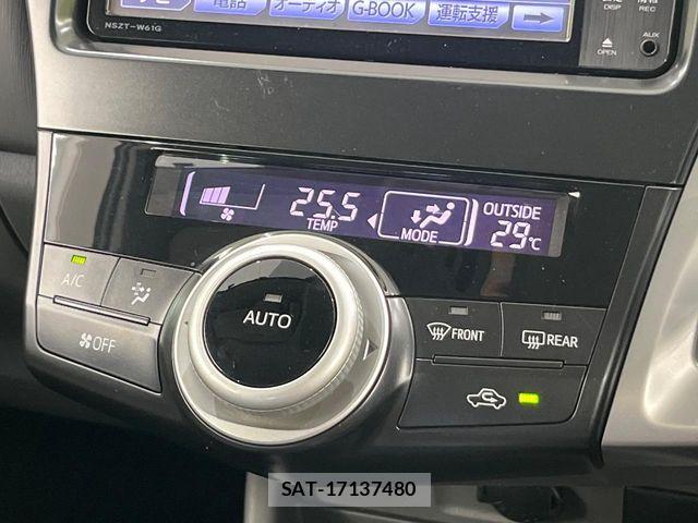 Toyota PRIUS ALPHA 2012-03 8661123-4