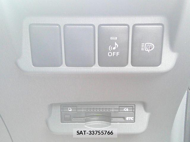 Toyota PRIUS ALPHA 2013-09 8661127-16