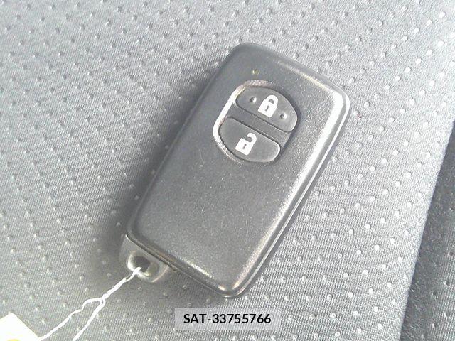Toyota PRIUS ALPHA 2013-09 8661127-24