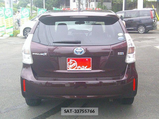 Toyota PRIUS ALPHA 2013-09 8661127-4