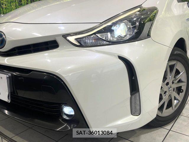 Toyota PRIUS ALPHA 2016-06 8666768-11