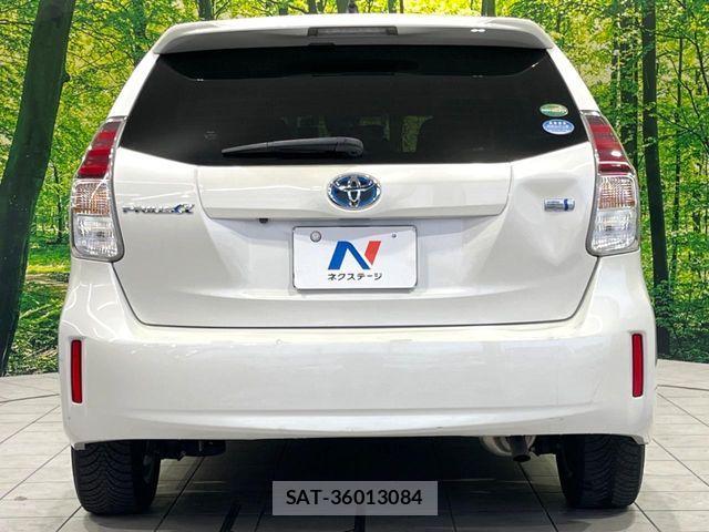 Toyota PRIUS ALPHA 2016-06 8666768-14