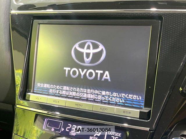 Toyota PRIUS ALPHA 2016-06 8666768-2