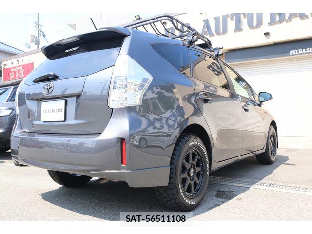 Toyota PRIUS ALPHA 2011-06 8666771-9
