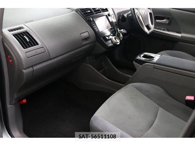Toyota PRIUS ALPHA 2011-06 8666771-20