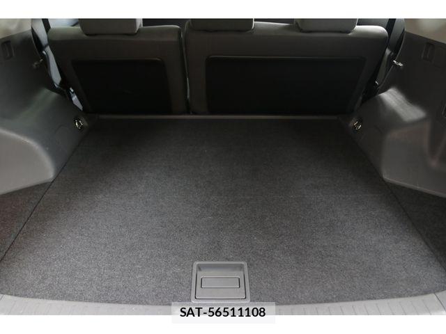 Toyota PRIUS ALPHA 2011-06 8666771-27
