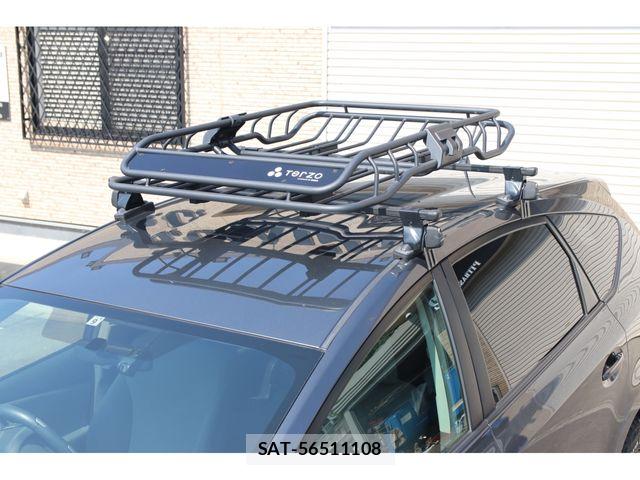 Toyota PRIUS ALPHA 2011-06 8666771-4