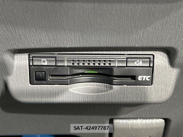 Toyota PRIUS ALPHA 2013-05 8661121-6